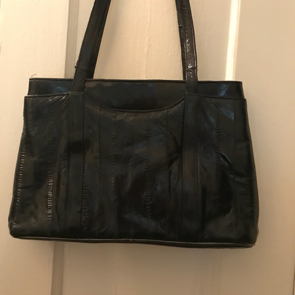 VINTAGE black eel skin shoulder bag. - Picture 2 of 5